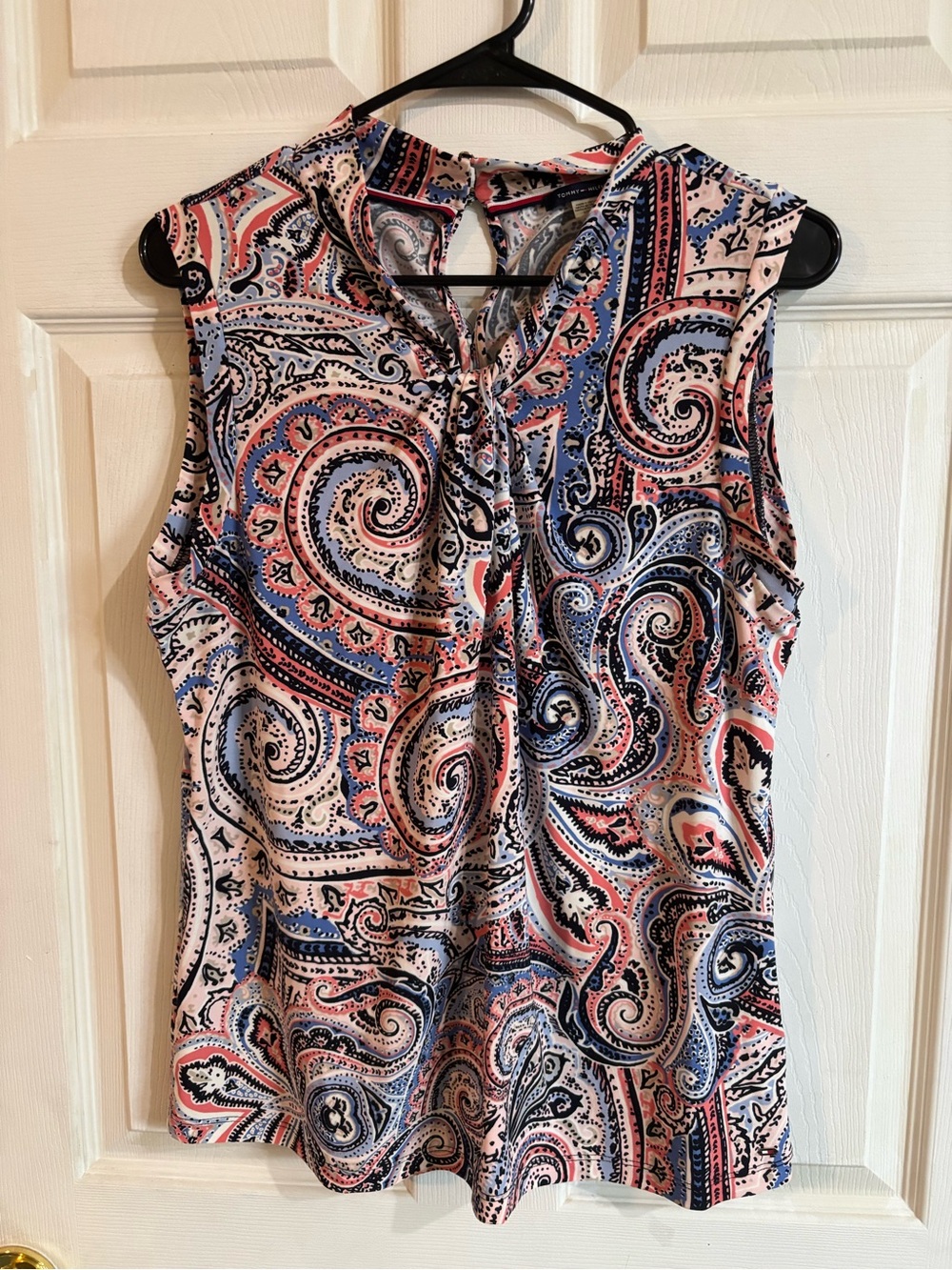 Tommy Hilfiger Sleeveless Paisley Keyhole Top in Coral, Navy & Blush